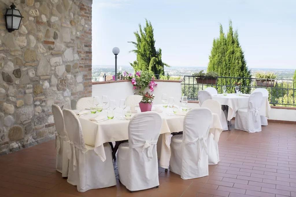 I Tre Re Hotel Rimini 4*,